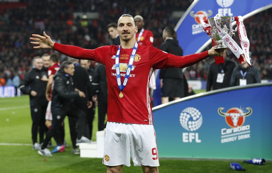Britain Soccer Football - Southampton v Manchester United - EFL Cup Final - Wembley Stadium - 26/2/17 Manchester United&#039;s Zlatan Ibrahimovic celebrates with the trophy Action Images via Reuters / ...