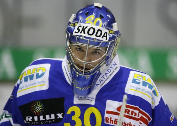 Der junge&nbsp;Leonardo Genoni erobert 2007 zusammen mit Reto berra die Davoser Hockey-Herzen.&nbsp;