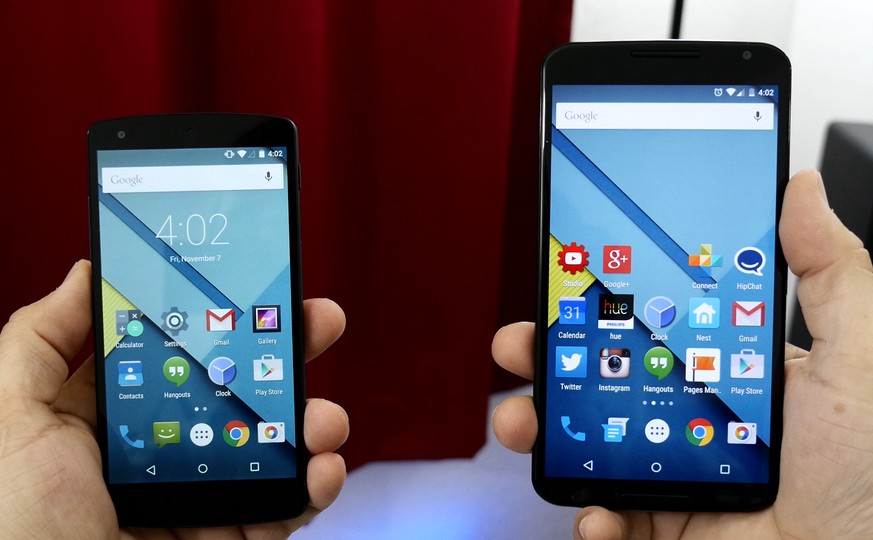 Das Nexus 5 (links) und das Nexus 6 dürften im Herbst einen Nachfolger mit Android M erhalten.&nbsp;Nexus-Handys sind bekannt für ihr gutes Preisleistungs-Verhältnis.&nbsp;
