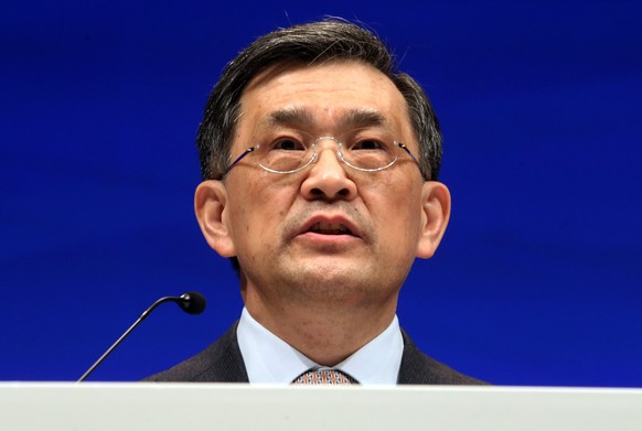 epa06262497 (FILE) - Kwon Oh-hyun, Vice Chairman and CEO of Samsung Electronics Co., speaks during an annual meeting of shareholders in Seoul, South Korea, 14 March 2014 (reissued 13 October 2017). Sa ...