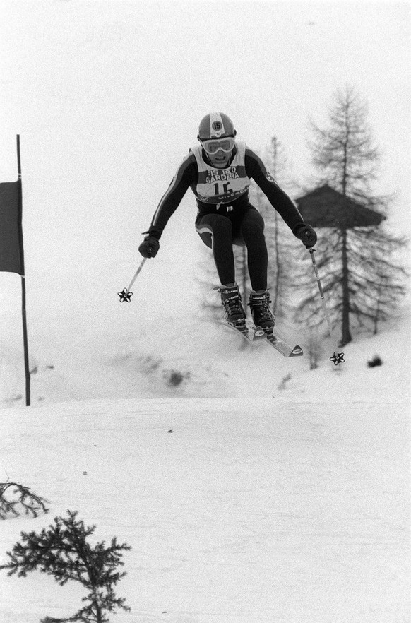 Der Schweizer Skirennfahrer Bernhard Russi in Aktion an der Ski Weltmeisterschaft 1970 in Val Gardena. Zur Verblueffung aller wurde der damals erst 21 jaehrige Bernhard Russi aus Andermatt Weltmeister ...