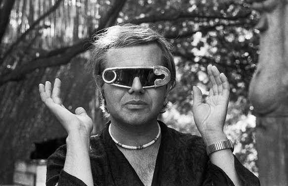 hr giger brille tumblr