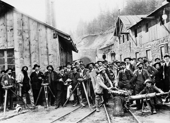 Der Bau der Alpentunnel – hier am Albula – lockte viele Arbeiter vor allem aus Italien in die Schweiz.