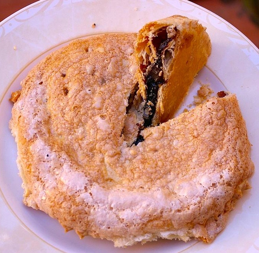 spongata della liguria ligurisches dessert ligurien italien kuchen http://www.italyeatfood.it/liguria-regioni-italia/spongata-di-sarzana-prodotti-tipici-della-liguria/