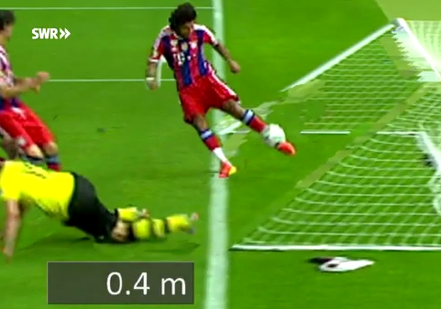 40 Zentimeter war der Ball von Hummels hinter der Linie.