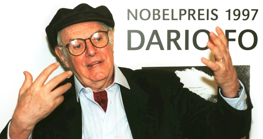 FILE - This Oct. 16, 1997 file photo shows Italy&#039;s winner of the 1997 Nobel Prize of Literature Dario Fo as he gives an interview during his visit to his German publishing house &quot;Rotbuch Ver ...