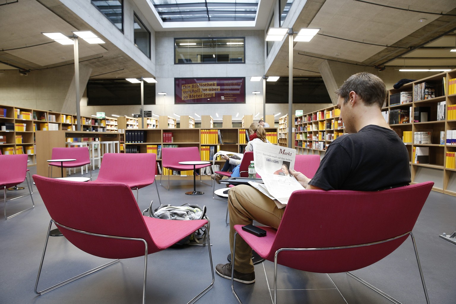 ZUM HEUTIGEN ENTSCHEID DES NATIONALRATS AN DER SESSION IN BERN, UEBER DIE MITTEL FUER BILDUNG UND FORSCHUNG, STELLEN WIR IHNEN AM DONNERSTAG 9. JUNI 2016 FOLGENDES ARCHIVBILD ZUR VERFUEGUNG. - Student ...