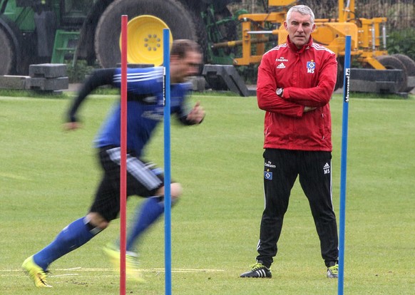 Mirko Slomka sah im Training einen Lasogga, der wieder für einen Einsatz bereit war.