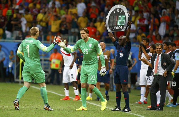 Ungewohnt, aber erfolgreich: Hollands Goaliewechsel in der 120. Minute.