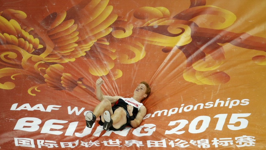 Shawnacy Barber of Canada competes in the men&#039;s pole vault final during the 15th IAAF World Championships at the National Stadium in Beijing, China, August 24, 2015. REUTERS/Fabrizio Bensch
