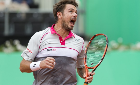 Wawrinka schreit seinen Ärger in den Genfer Nachthimmel.