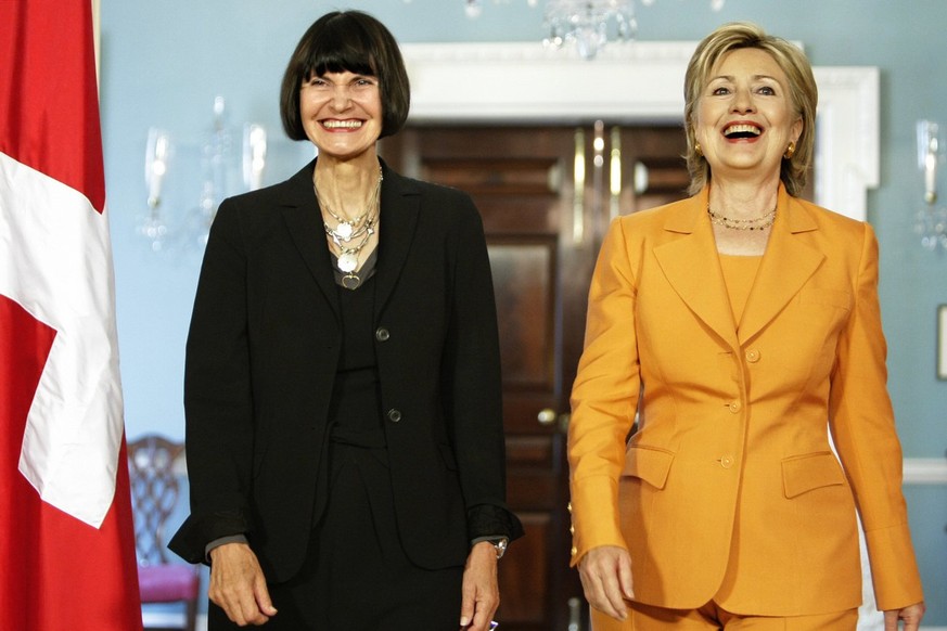 Secretary of State Hillary Rodham Clinton welcomes Switzerland&#039;s Foreign Minister Micheline Calmy-Rey for talks at the State Department in Washington, Friday, July 31, 2009. (AP Photo/J. Scott Ap ...