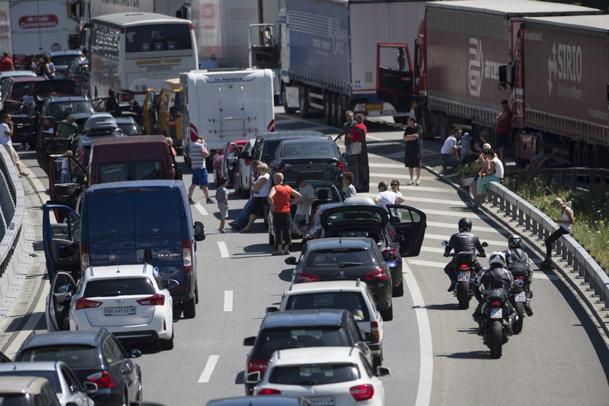 Ferienstau am Gotthard, 10. Juli 2015.