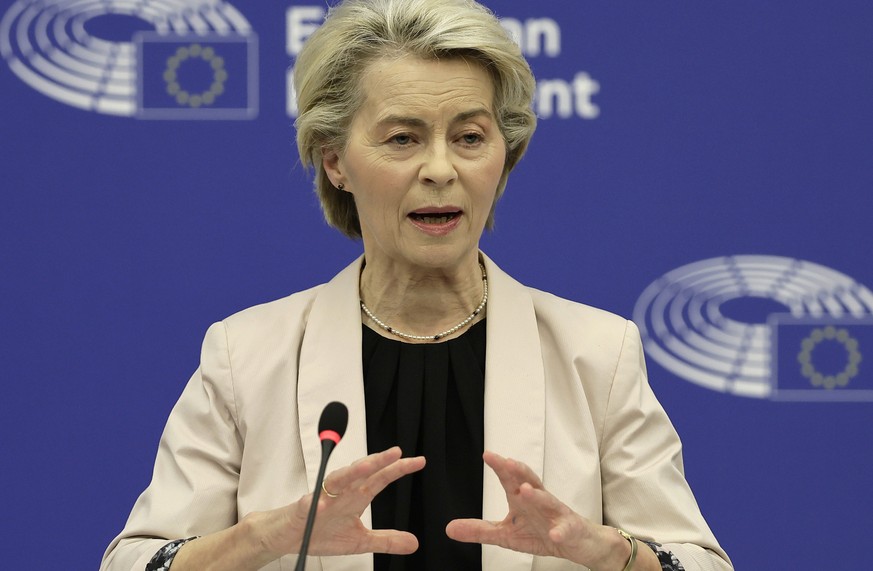 Nachrichten Linkding epa11743457 European Commission President Ursula von der Leyen attends a press conference following the election of the Commissioners-designate members at the European Parliament in Strasbourg, France ...