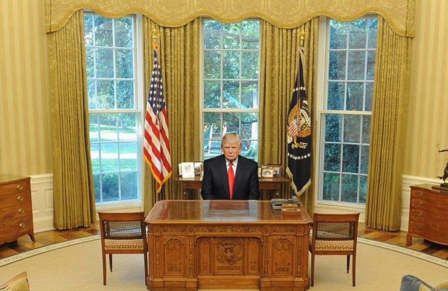 Donald Trump im Oval Office des Weissen Hauses.