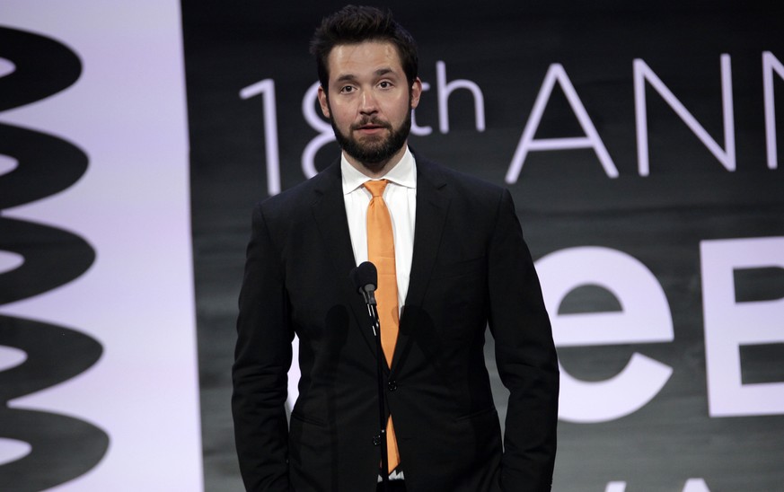 FILE - In this May 19, 2014 file photo, Reddit co-founder Alexis Ohanian appears onstage at the 2014 Webby Awards in New York. Court and spark: Serena Williams is tying the knot. The tennis great anno ...