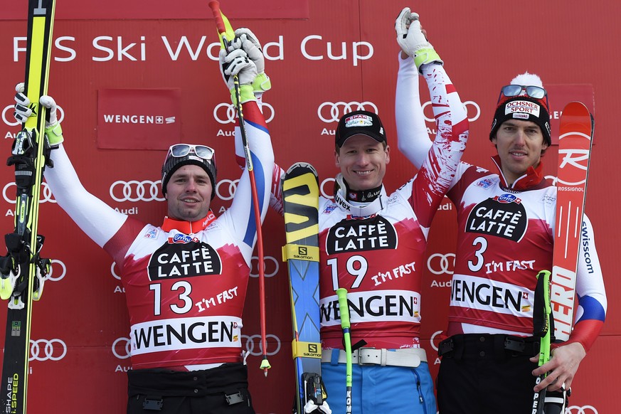 Diese Bild treibt jedem Schweizer Tränen in die Augen: Reichelt verweist Feuz und Janka auf die Plätze.