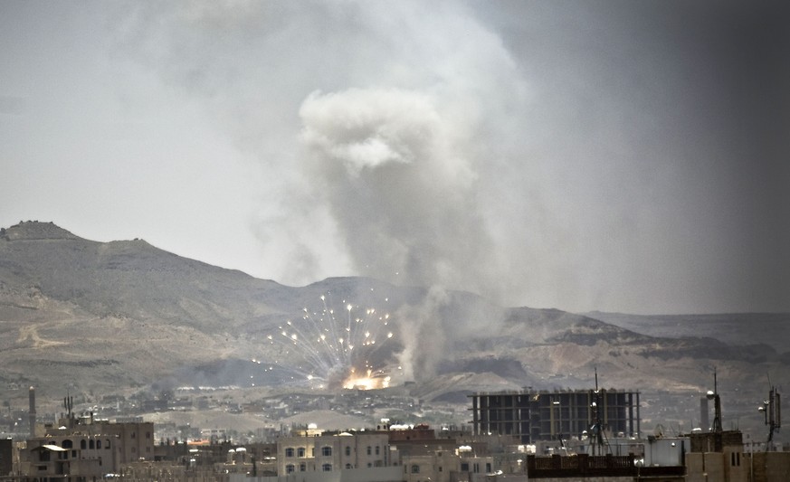 Vier Wochen lang flog eine Luftkoalition unter der Führung Saudi-Arabiens Luftangriffe auf Huthi-Aufständische&nbsp;– etwa in der Hauptstadt Sanaa.