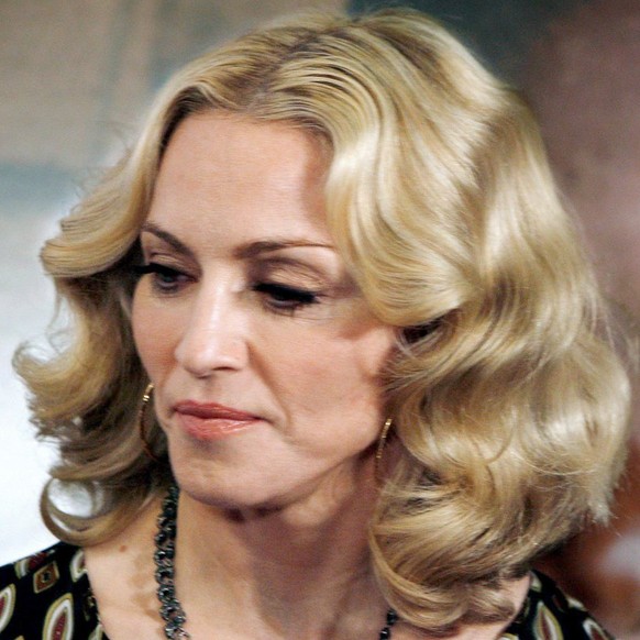 epa01686470 (FILE) A file picture dated 24 April 2008 shows US singer and exec. producer/writer Madonna attending the premiere of &#039;I Am Because We Are&#039; at the 2008 Tribeca Film Festival in N ...