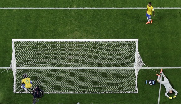 Brasilien – allen voran Goalie Cesar – am Boden zerstört.