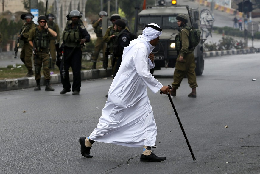 Szene aus dem Westjordanland: Israelische Beamte bei einem Einsatz. &nbsp;