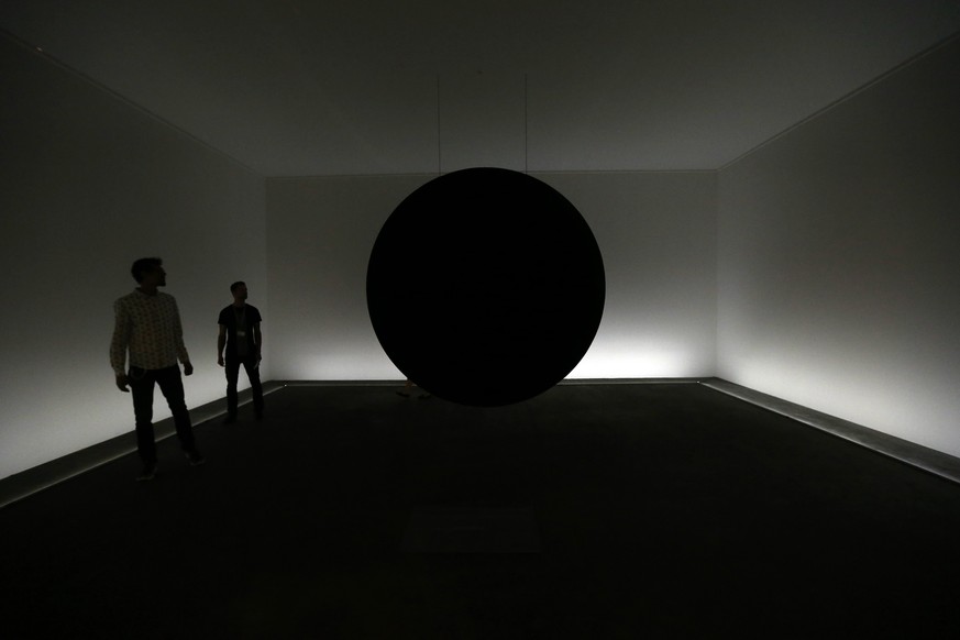 Kunst-Installation «Dark Matter» an der Art Basel 2014.