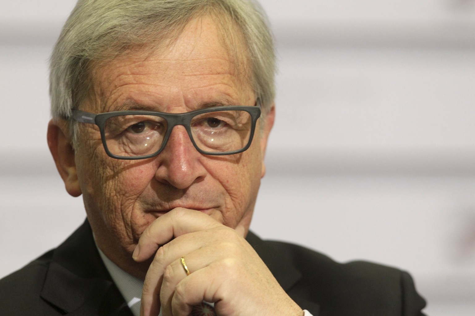 EU-Kommissionschef Jean-Claude Juncker warnt Ungarn.