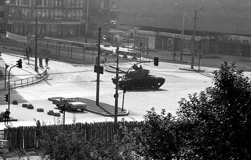 FILE - In this Sept. 12, 1980 file photo, a military tank is stationed at the center of Kizilay, Ankara&#039;s main square, a few hours after a coup d&#039;etat. The attempted coup unfolding in Turkey ...