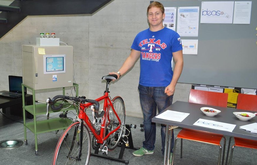 Aus einem Rennvelo hat Philipp Zimmer den Prototypen für sein Projekt entwickelt.