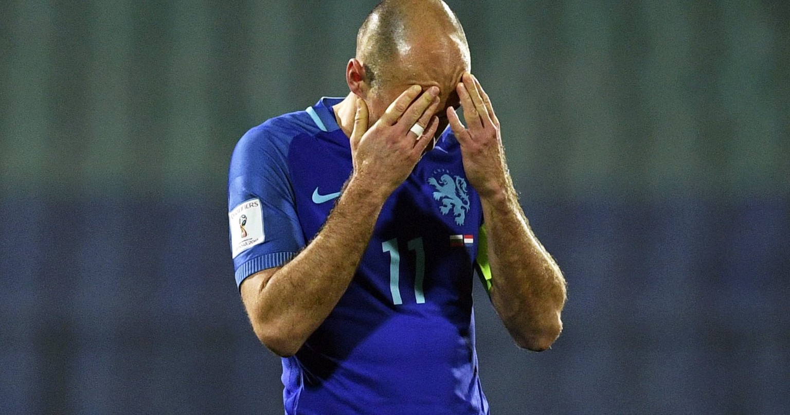 epaselect epa05870870 Arjen Robben of the Netherlands reacts after the FIFA World Cup 2018 qualifying soccer match between Bulgaria and the Netherlands in Sofia, Bulgaria, 25 March 2017. Bulgaria won  ...