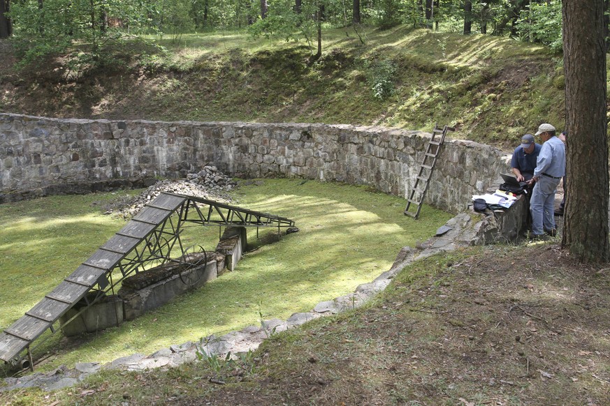 Ausfindig gemacht wurde die Fluchtanlage mit Hilfe geophysikalischer Methoden.