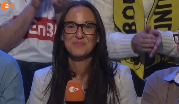 Nachrichten Linkding Freundin Charlotte plaudert aus dem Nähkästchen.
