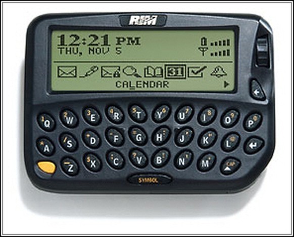 Blackberry 850: Der erste Blackberry erschien 1999. Man konnte E-Mails senden und mit einem sehr einfachen Browser im Web surfen.&nbsp;