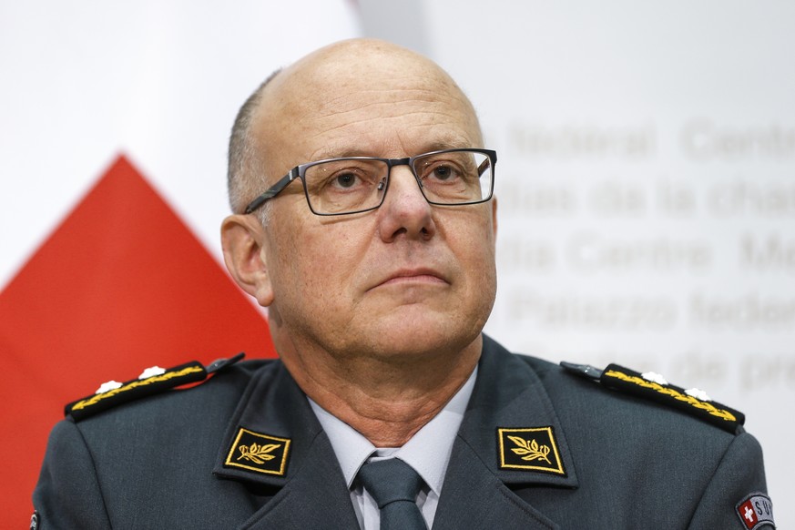 Philippe Rebord, neuer Chef der Armee, waehrend einer Medienkonferenz, am Freitag, 16. September 2016 in Bern. (KEYSTONE/Peter Klaunzer)