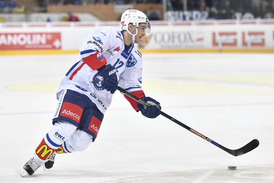 Luca Cunti von Zuerich, beim Eishockey-Qualifikationsspiel der National League A zwischen dem HC Davos und den ZSC Lions, am Samstag, 19. November 2016, in der Vaillant Arena in Davos. (KEYSTONE/Gian  ...