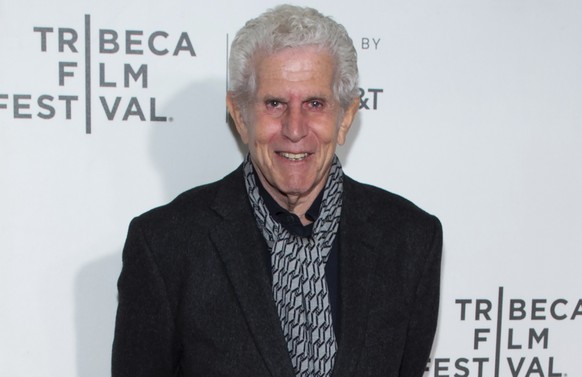 Nachrichten Linkding FILE - Tony Roberts attends the screening for "It Takes a Lunatic" during the 2019 Tribeca Film Festival at the Tribeca Performing Arts Center, May 3, 2019, in New York. (Photo by Brent N. C ...
