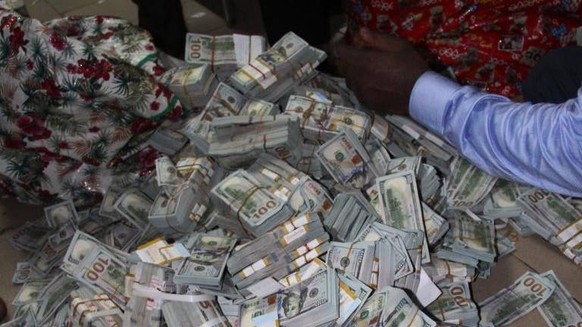 43 Millionen Dollar wurden in einem Appartement in Lagos, Nigeria, sichergestellt. Und das Internet unisono: «Den Spam-Prinzen hat es wirklich gegeben!»