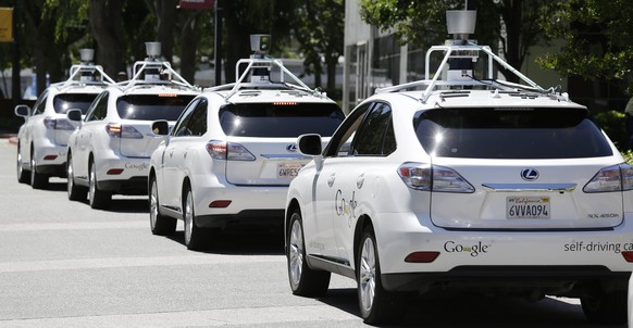 Zum Vergleich: selbstfahrende Autos von Google.