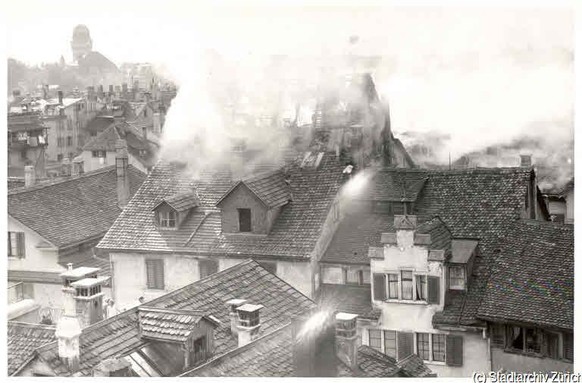 1933: Brandfall, Neumarkt 13