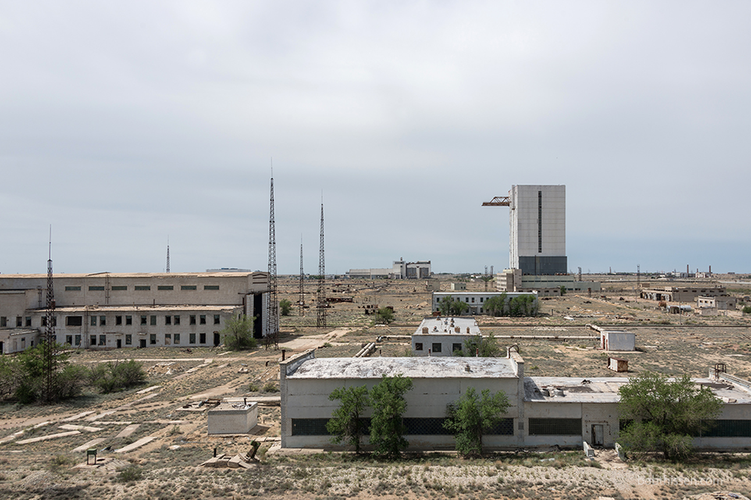 Bujan Space Shuttle der Sowjetuion
http://www.bobthissen.com/baikonur-abandoned-spaceshuttles/#!prettyPhoto