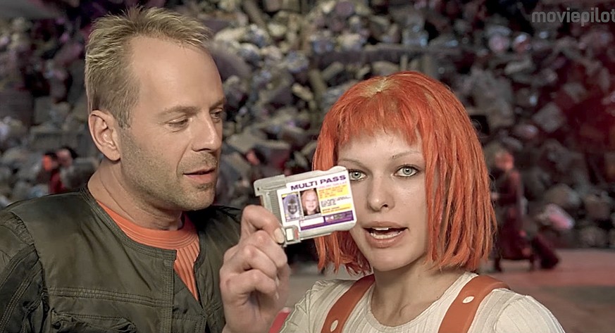 «Multipass»: Szene aus dem Science-Fiction-Film «Das Fünfte Element» von Luc Besson. Screenshot: YouTube