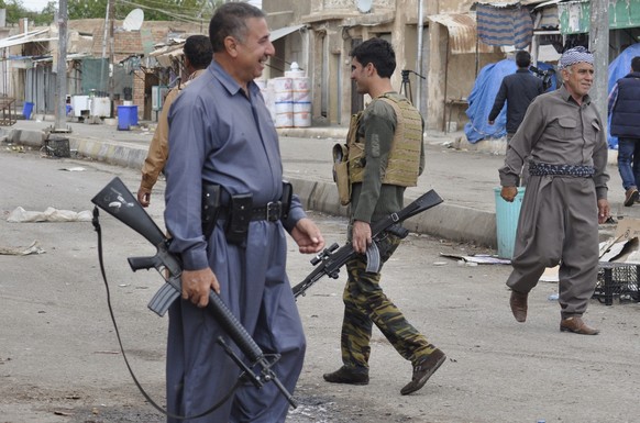 Kurdische Kämpfer In der irakischen Stadt Qara Tappa, nördlich von Bagdad.