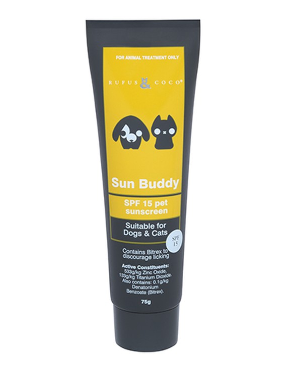 Sonnencreme für Katzen

http://www.aussiesupplies.com.au/upload/products/957/RCSB75-Sun-Buddy-Long-lasting-SPF15-sunscreen-for-dogs-cats.jpg