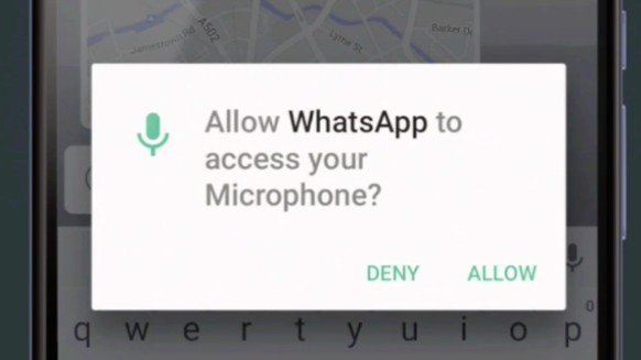 Wer WhatsApp keinen Zugriff aufs Mikrofon geben möchte, kann das künftig tun.