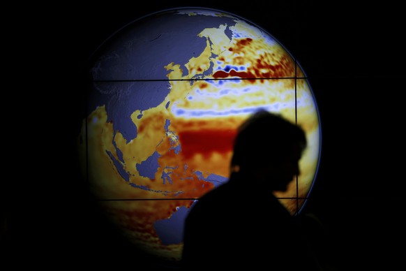 Das Abkommen tritt in Kraft, wenn mindestens 55 Staaten ratifiziert haben und die Länder mindestens 55 Prozent des globalen Treibhausgasausstosses ausmachen.