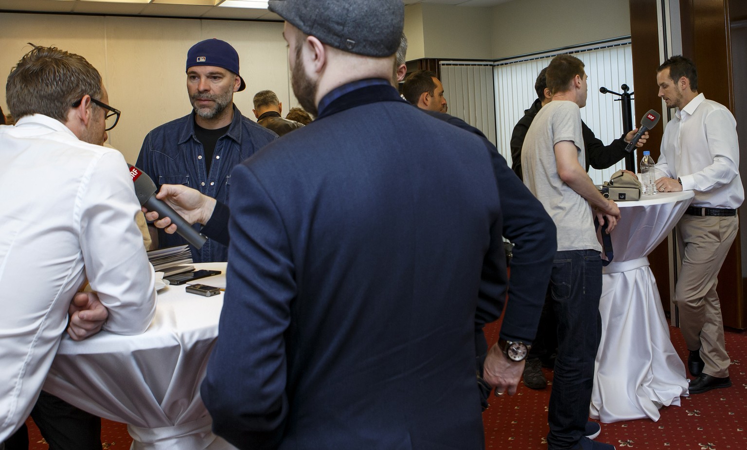 Round Table: Lockere Runde mit den Journalisten für das Schweizer Trainer-Trio.