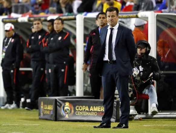 Für ihn könnte es eng werden: Brasiliens Nationaltrainer Carlos Dunga.