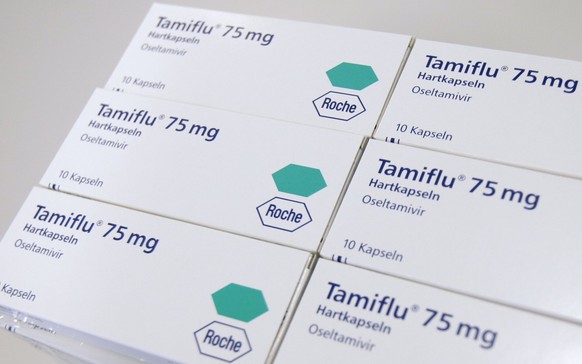 File photo of Tamiflu tablets displayed at Health Consult in Vienna April 28, 2009. Researchers who have fought for years to get full data on Roche&#039;s flu medicine Tamiflu said April 10, 2014, tha ...