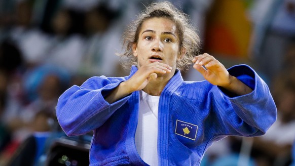 Kosovo&#039;s Majlinda Kelmendi reacts after winning the gold medal of the women&#039;s 52-kg judo competition at the 2016 Summer Olympics in Rio de Janeiro, Brazil, Sunday, Aug. 7, 2016. (AP Photo/Ma ...