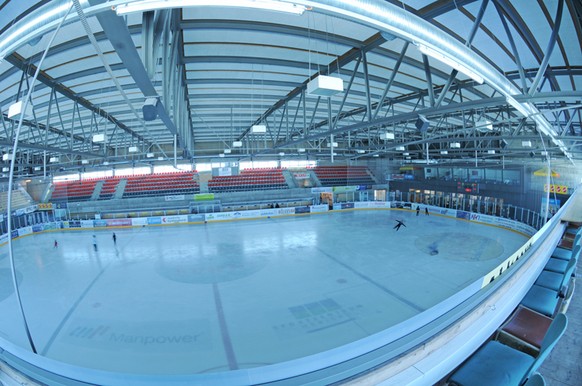 Ins Sportzentrum Herisau sollen künftig 100 Zuschauer pro Spiel strömen.